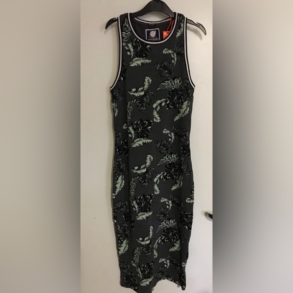 Dress - Picture 3 of 7